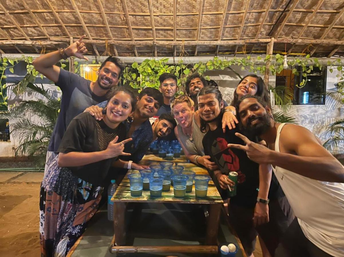 Red Monkeys Hostel Arambol Luaran gambar