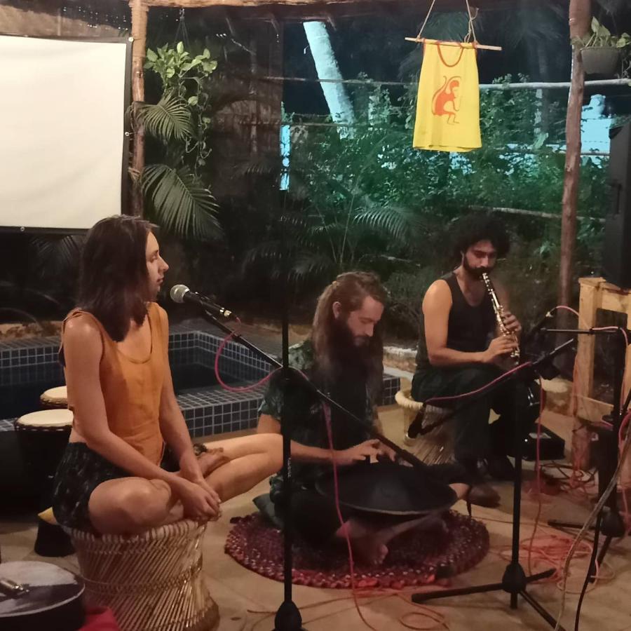 Red Monkeys Hostel Arambol Luaran gambar