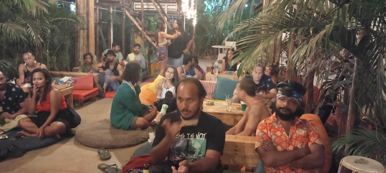 Red Monkeys Hostel Arambol Luaran gambar