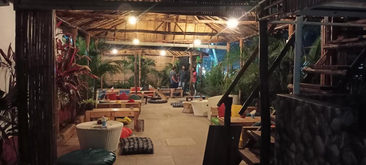 Red Monkeys Hostel Arambol Luaran gambar