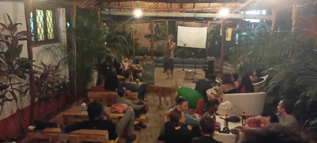 Red Monkeys Hostel Arambol Luaran gambar
