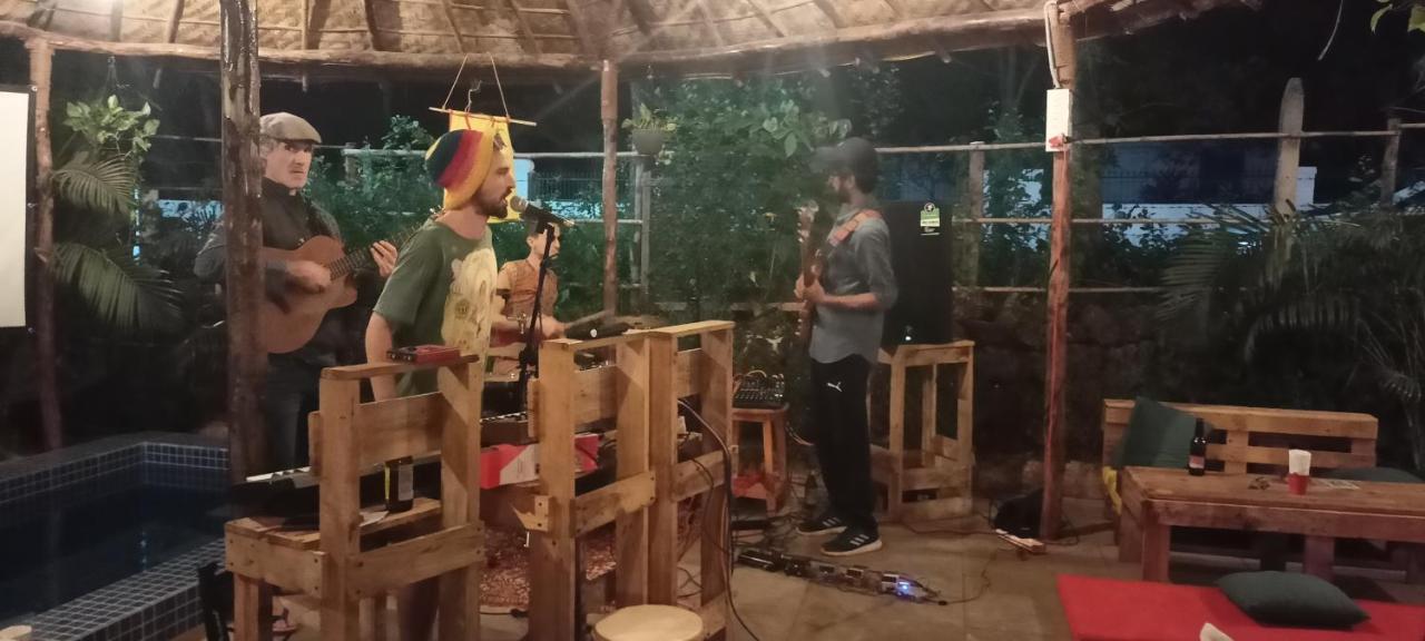 Red Monkeys Hostel Arambol Luaran gambar